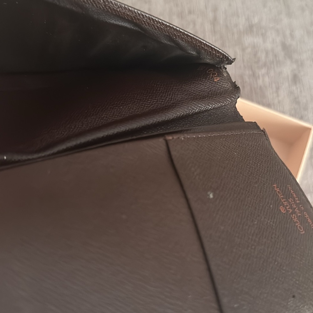 Louis Vuitton Damier long wallet - Picture 7 of 11